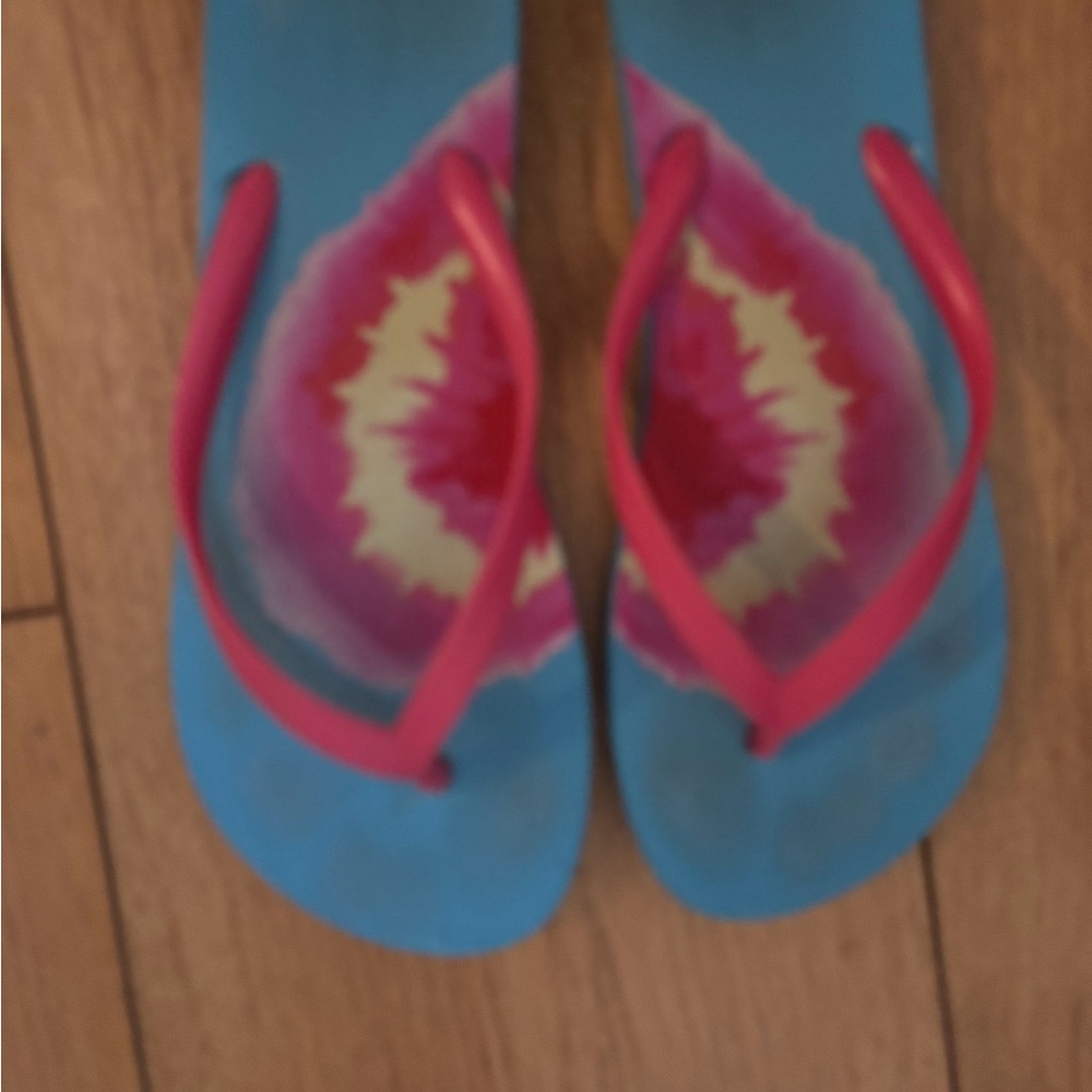 Old Navy Blue and Pink Tie-Dye Sandals
